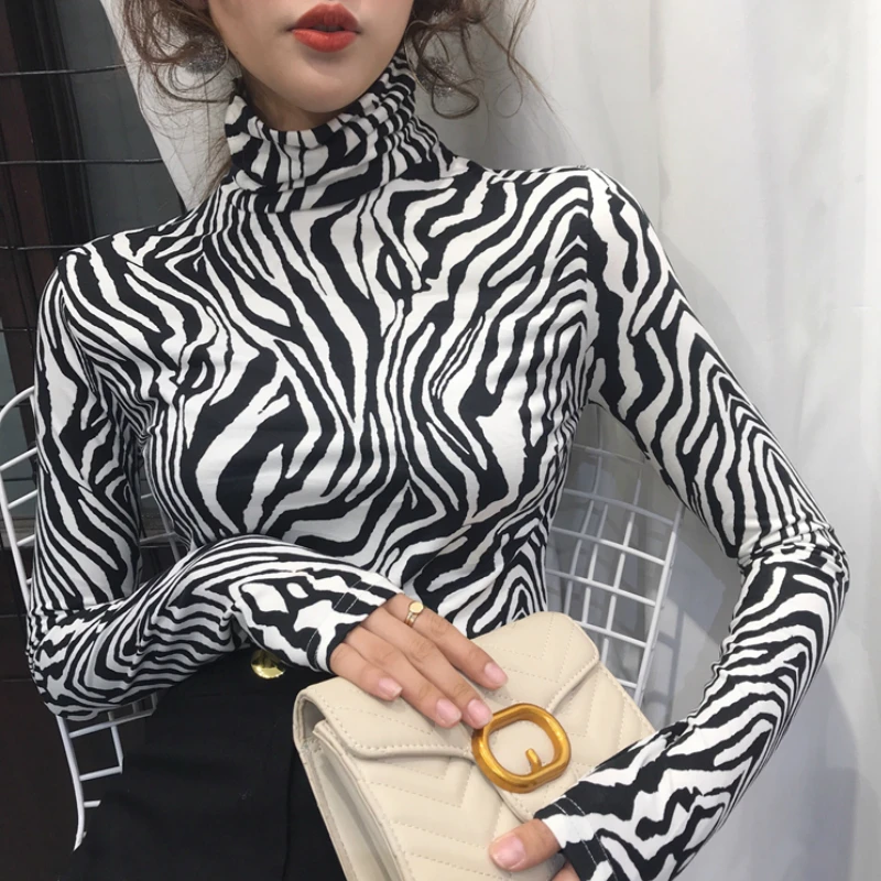 Women Long Sleeve T-shirt Warm Zebra Striped Turtleneck Trendy Aesthetic Females Leisure Chic Slim  All-match Elegant