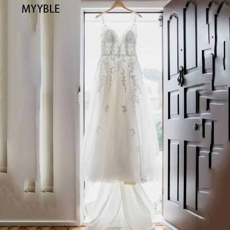 

MYYBLE Beach Wedding Dresses 2021 Lace Appliques Tulle Bridal Wedding Gowns Backless Floor Length Vestido De Noiva