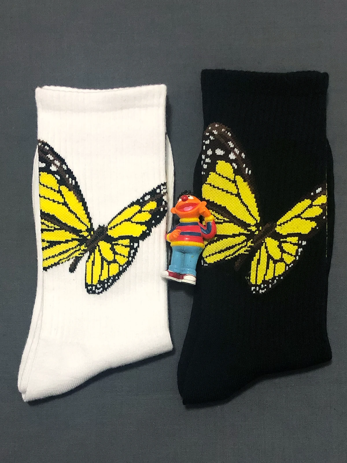 Crew Top Street Fashion Cotton Socks Monarch Wanderer Bufferfly Black Yellow Skateboard Casual Harajuku Fluttering Flaps Wings