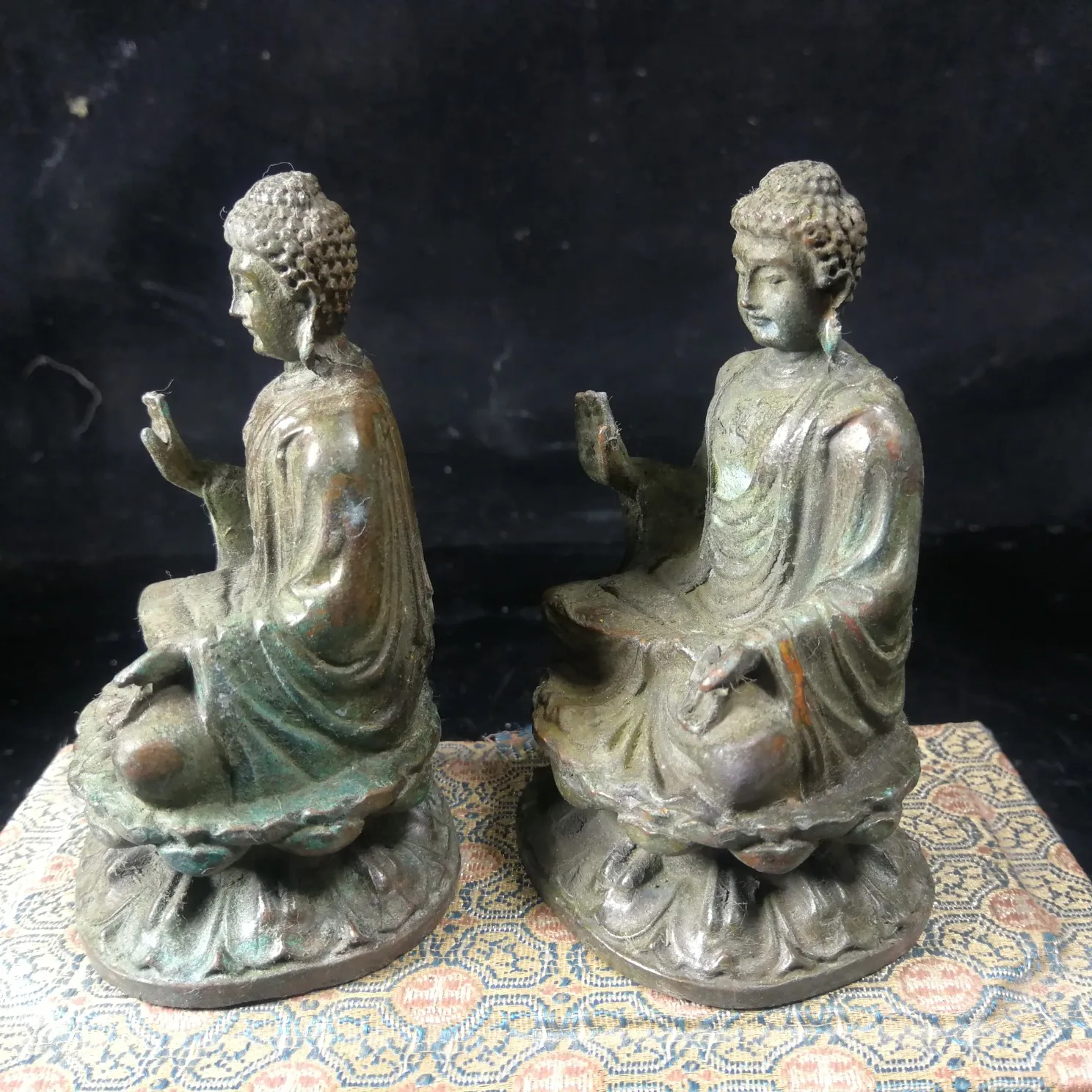 Chinese bronze ware collection bronze Manjusri Bodhisattva bronze Buddha small ornaments dedicated to a pair of old bronze Buddh