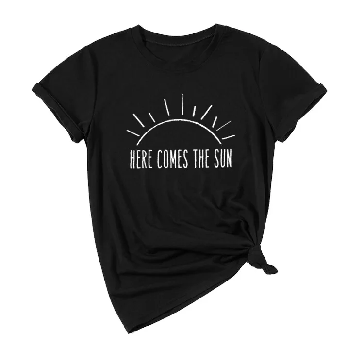 Funny Tees Woman Top HERE COMES THE SUN Plus Size Shirts Women 2021 Fashion Letter Tops Female Short Sleeve T-shirt