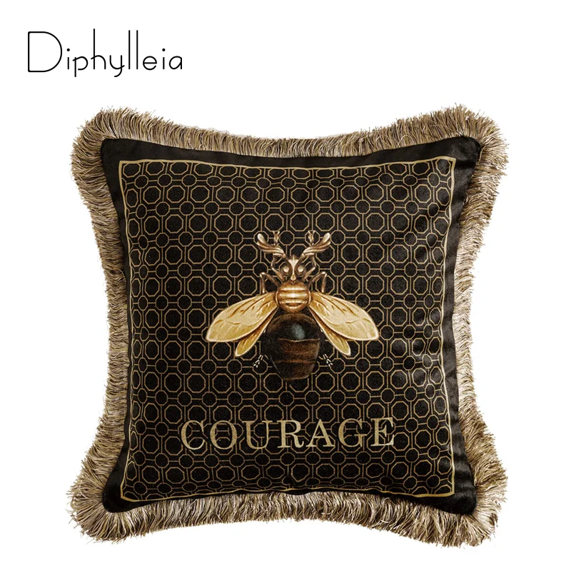 Diphylleia Luxury Pillow Cover Vintage Italy Gold Fringe Design Big Brand Bee Print Soft Velvet Cushion Cover For Home Decor