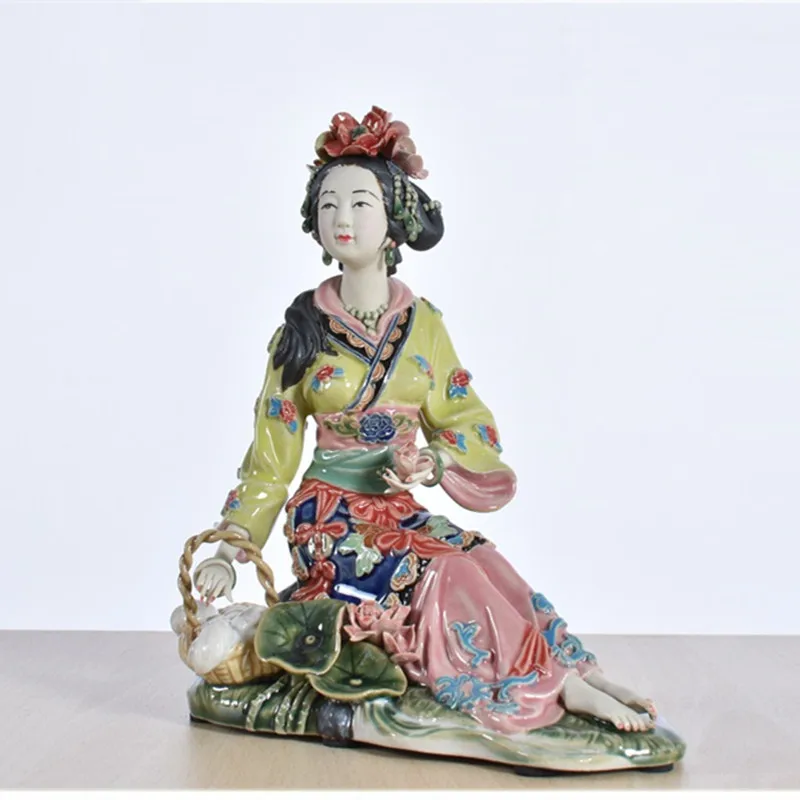 CHINESE BEAUTY PORCELAIN LADY STATUE COLLECTIBLE CRAFT ANTIQUE IMITATION CERAMIC FIGURE FIGURINE FOR DECORATION R2426