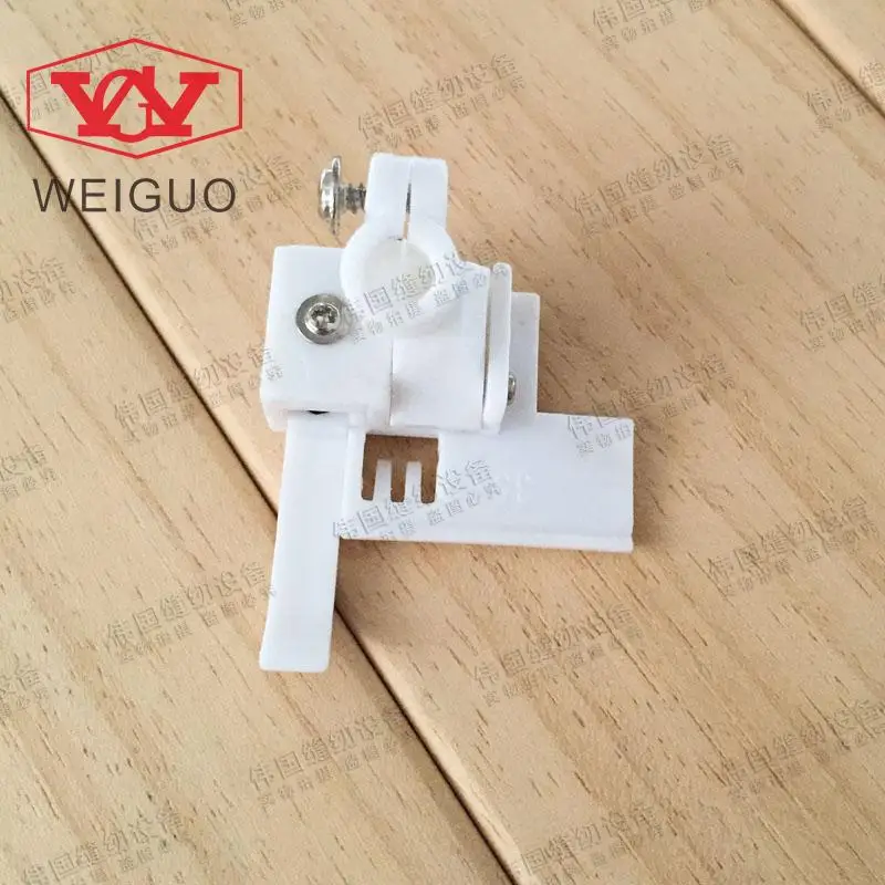 

W500-02 W600-02 F007-02 C007-02 Silver Arrow interlock car plastic presser foot hem collar plastic presser foot 257321A56 car