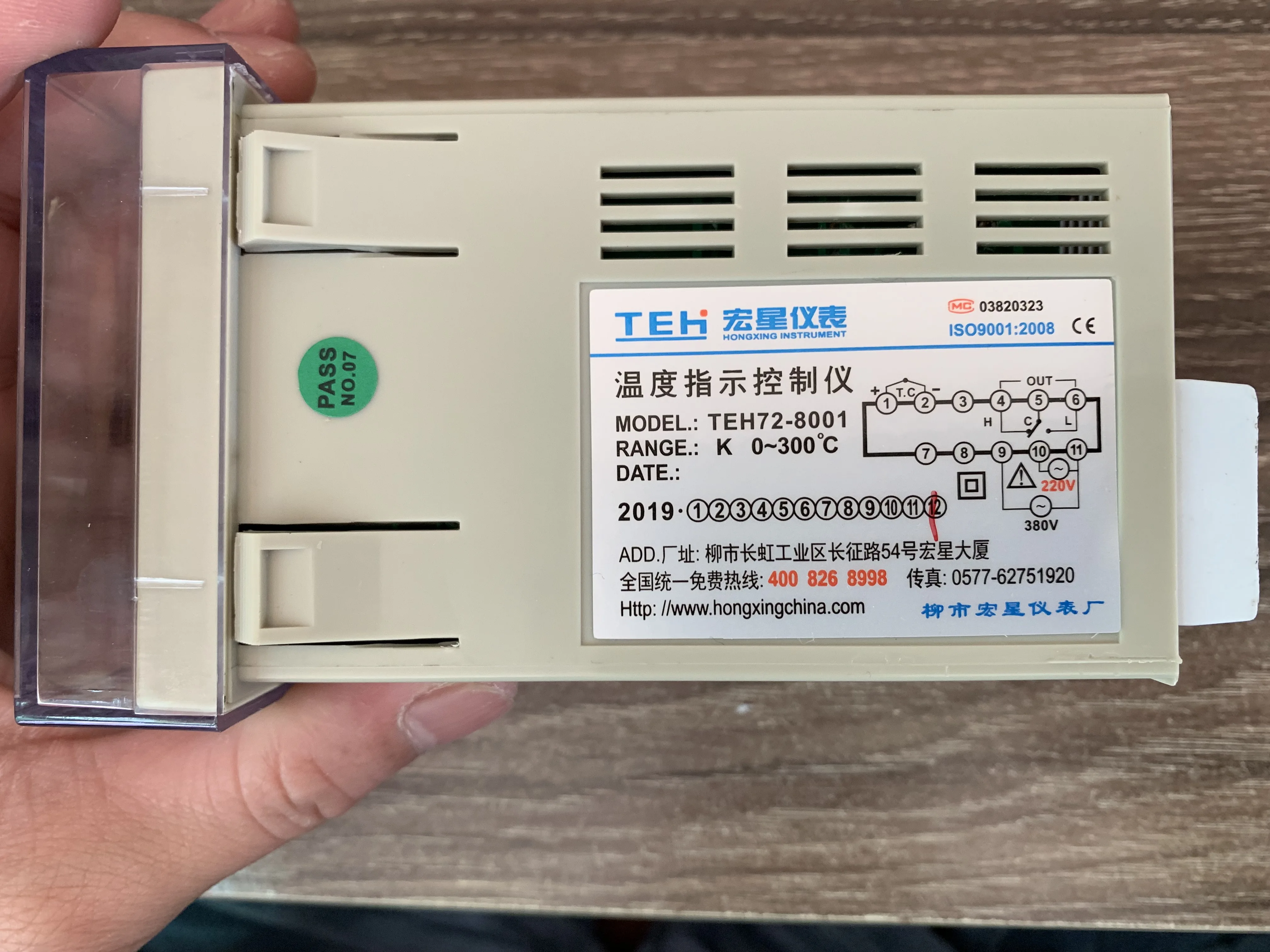 TAISHENG new South  TEFD  temperature control TEH72-8001 replace TSD-2001 temperature controller new original