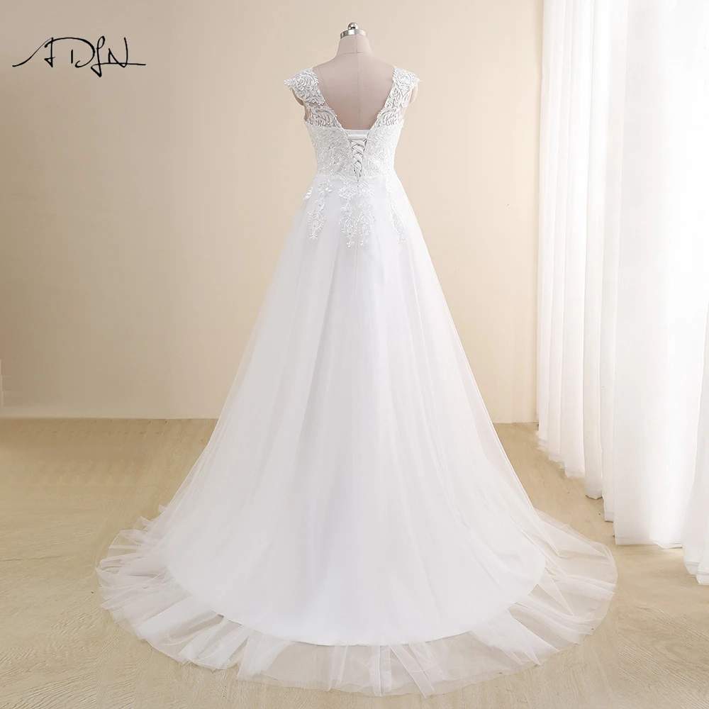 Abiti da sposa modesti con scollo a V e maniche ad aletta Taglie forti Abiti da sposa personalizzati A Line Tulle Applique in pizzo Robe De Mariee Personalizzato