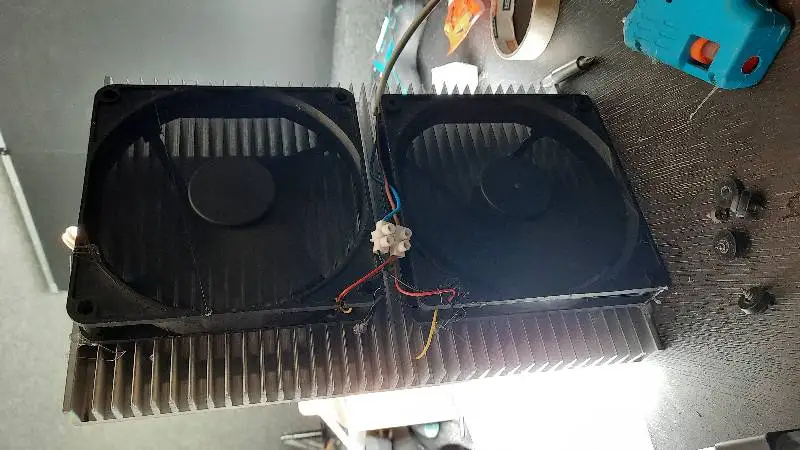 300*195mm Gitterförmiger Aluminium-Kühlkörper Wärmeableiter Kühlrippen für DIY LED-Panel-Leuchten LED-Pflanzenwachstumsleuchten PCB-Platinen – Detail 5