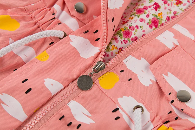 Spring 2020 New Girls Jackets Kids Outerwear Hooded Girls Coats Casual Windbreaker For Girls Printing Kids Clothes Hooded Jacket