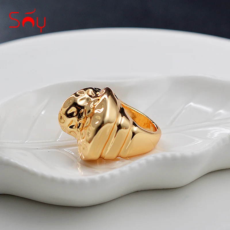 

Sunny Jewelry Big Ring 2021 New Design High Quality Copper Ring Jewelry For Women Bridal Ring For Trendy Cocktail Ring Party