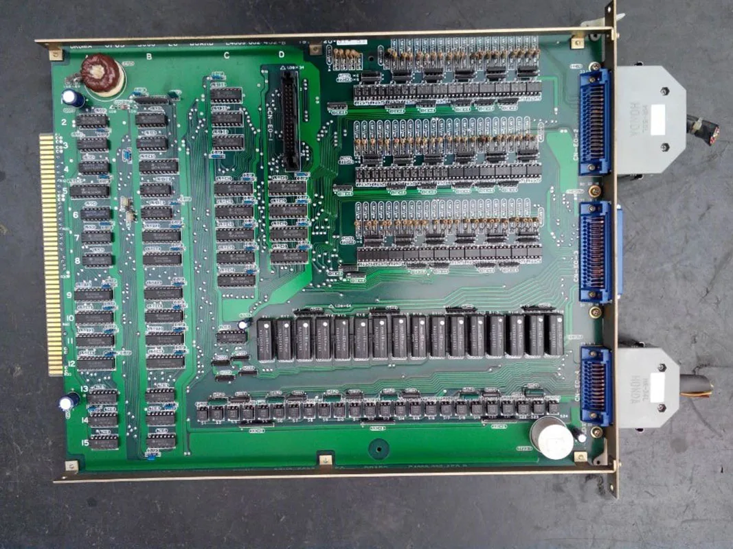 اللوحة E4809-032-452-B 1911-112 بحالة جيدة