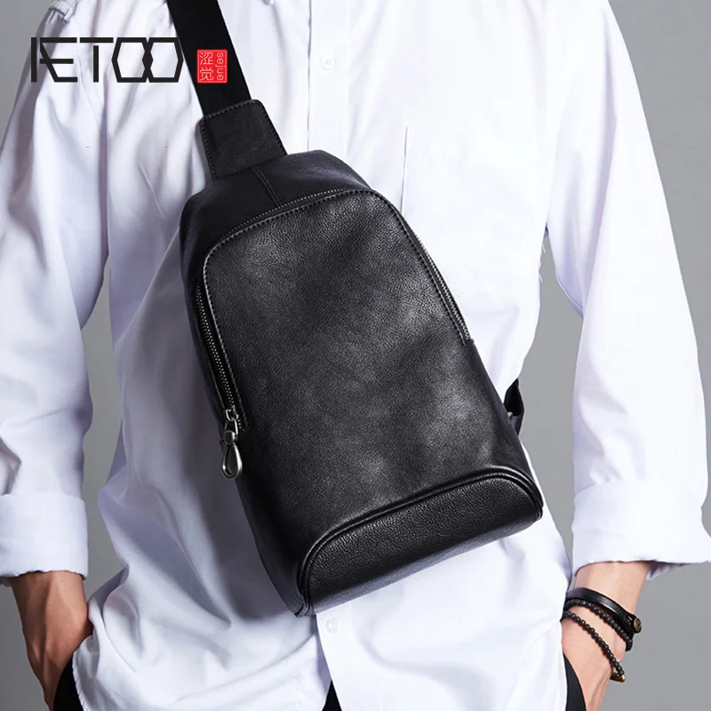 AETOO Leather men's chest bag, fashion cross-body bag, first layer of cowhide high-capacity casual shoulder bag