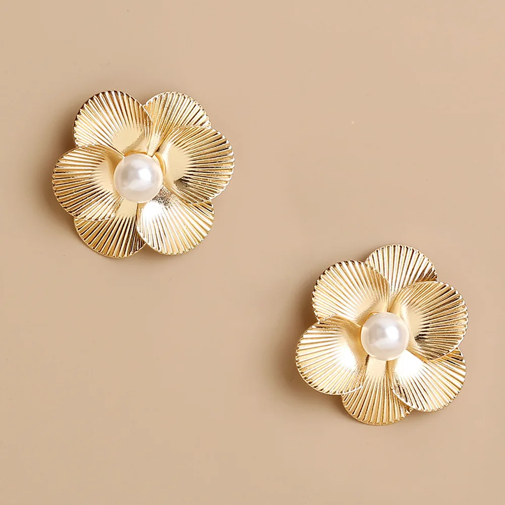 Stud Earrings for Women Girls Valentine Day Gift Pearl Metal Flower Earring Wedding Jewelry Korean Earrings