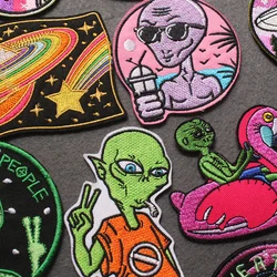 Toppa ricamata Alien UFO Patch ferro su toppe sui vestiti toppe termoadesive per abbigliamento astronauta Patch abbigliamento Deocr