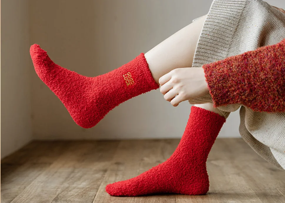 Coral fleece socks female mid-tube stockings pure cotton floor socks autumn and winter warm red socks