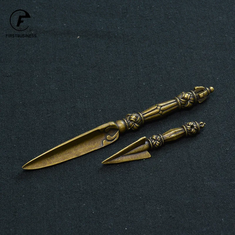 Small Retro Brass Vajry Pestle Ornaments Vintage Brass KeyChains Pendant Buddha Instruments Lucky Home Decorations Avoid Evil image 4