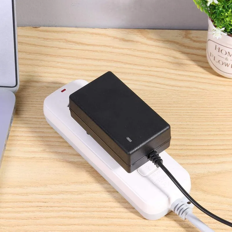 EU/US Plug 4S 16.8V 2A AC Charger For 18650 Lithium Battery 14.4V 4 Series Lithium li-ion Battery Wall Charger 110V-240V