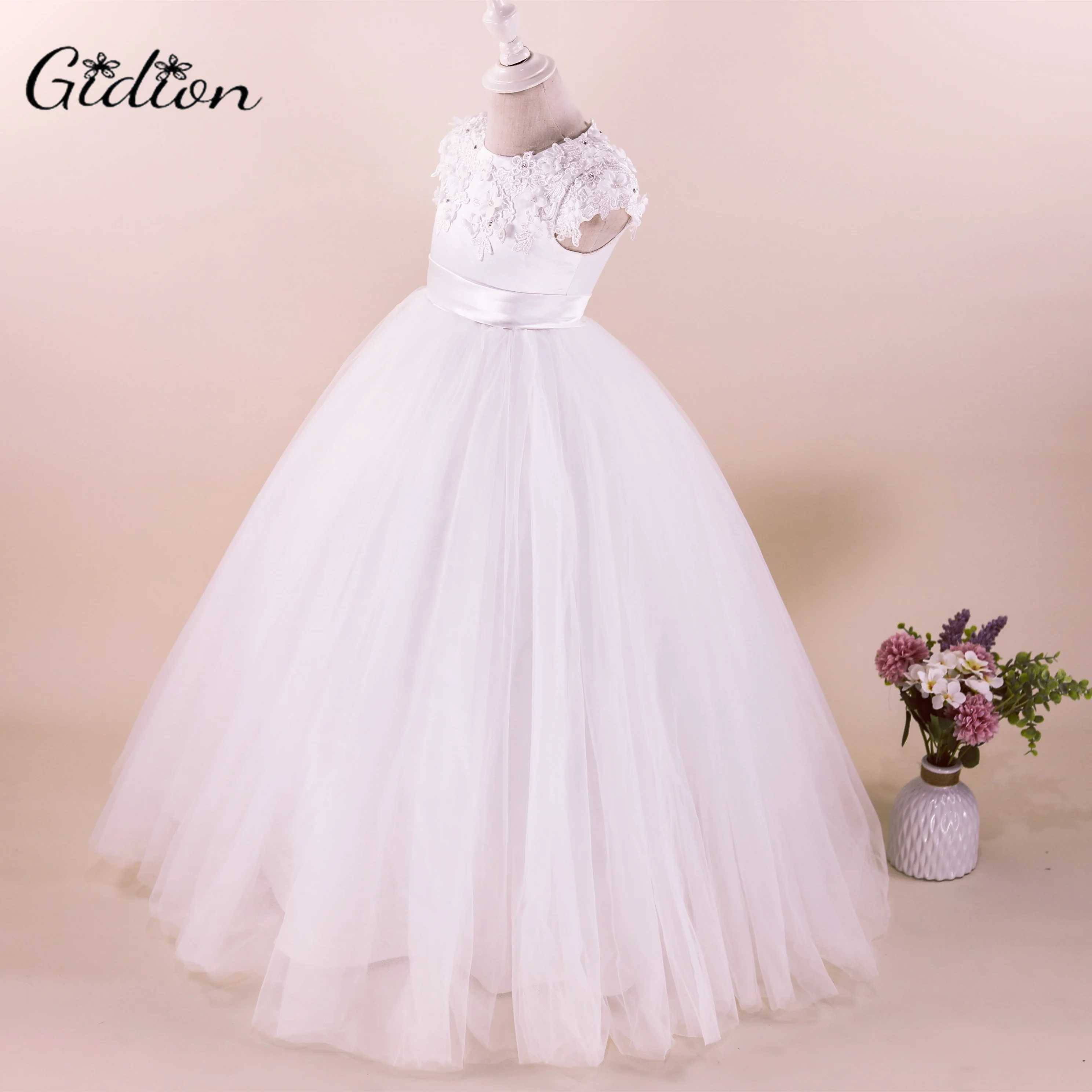 Cloud ชุดเดรสดอกไม้สำหรับงานแต่งงาน Vestidos Daminha เด็กประกวด Gowns Feathers First Communion ชุดสำหรับหญิง