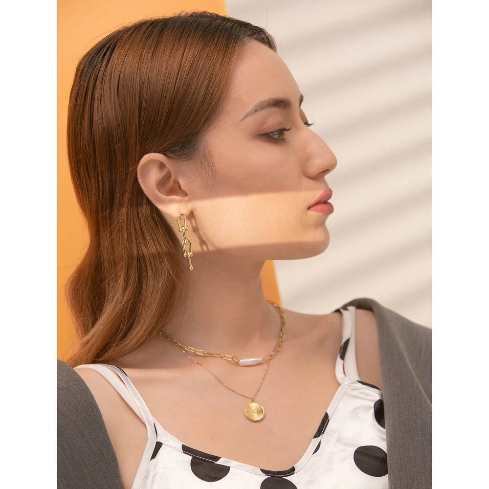 Yhpup New Stainless Steel Chain Layered Necklace Fashion Coin Portrait Necklace for Women Elegant Natural Pearl Jewelry Gift