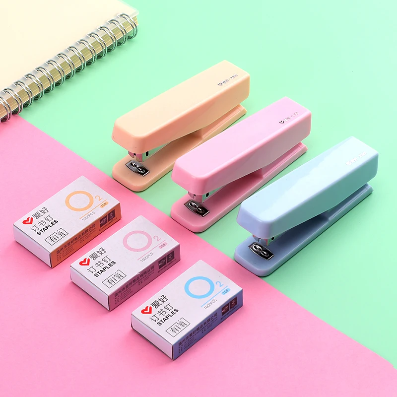 Cute Stapler Sets Creative Macarons Color Binding Machine With Staples kawaii Stationery Stapler School Office Supplies New