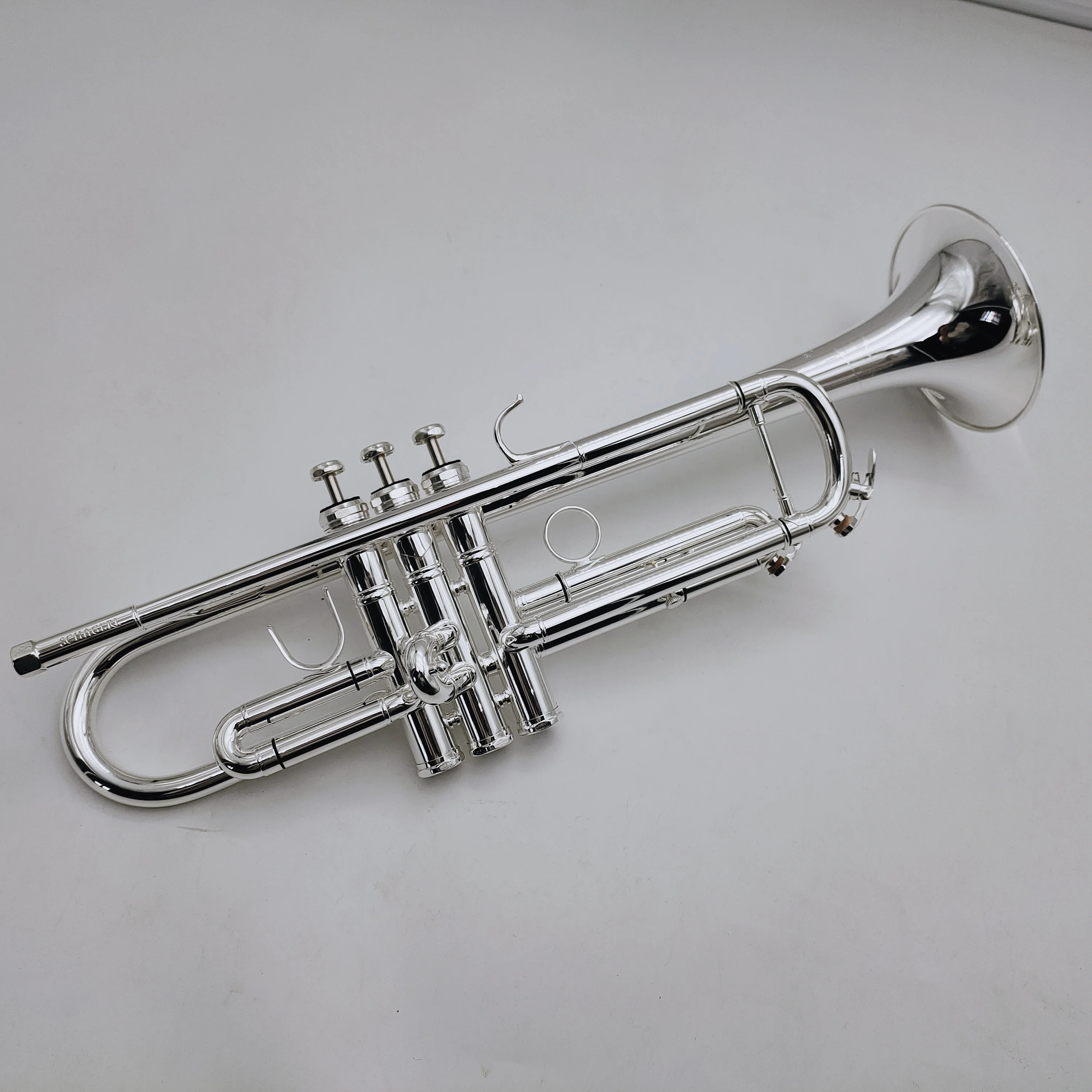 

New Brand Senior Austria SCHAGERL 600S Silver Plated Professional Trumpet Music Instruments With Case Mouthpiece Free Shipping