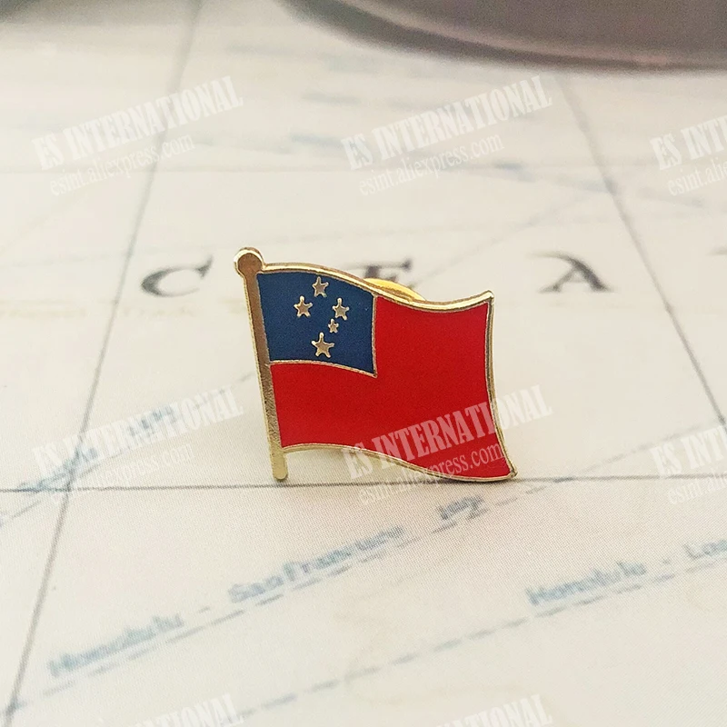 

Samoa National Flag Lapel Pins Crystal Epoxy Metal Enamel Badge Paint Brooch Souvenir Suit personality Commemorative