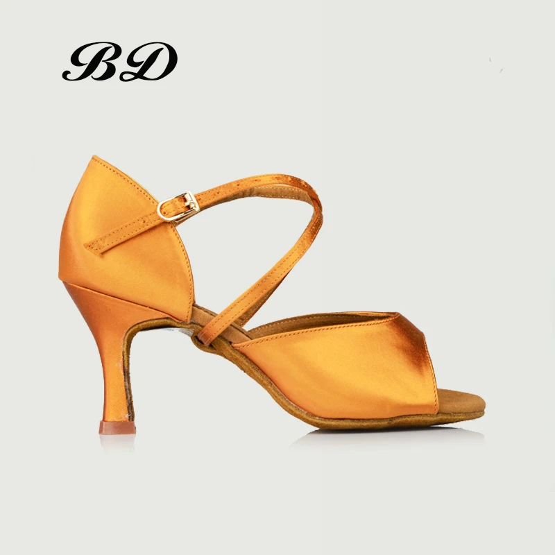 Zapatos de baile latino para mujer, cubierta de tacón de suela suave, estilo moderno, absorbente de sudor, seda satinada, BD 221