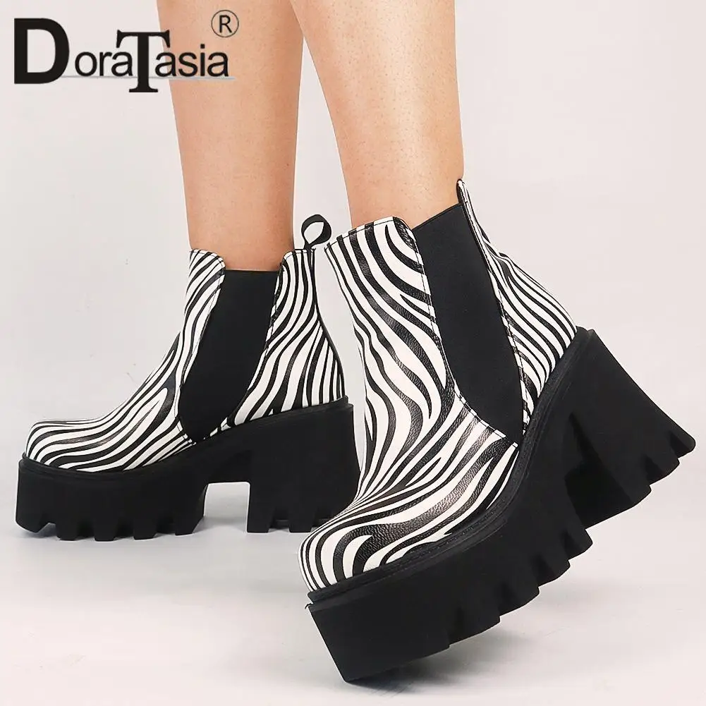 

Big Size 35-43 Brand New Ladies Chunky High Heels Boots Fashion Mixed Colors Platform Ankle Boots Women Casual Party Shoes Woman