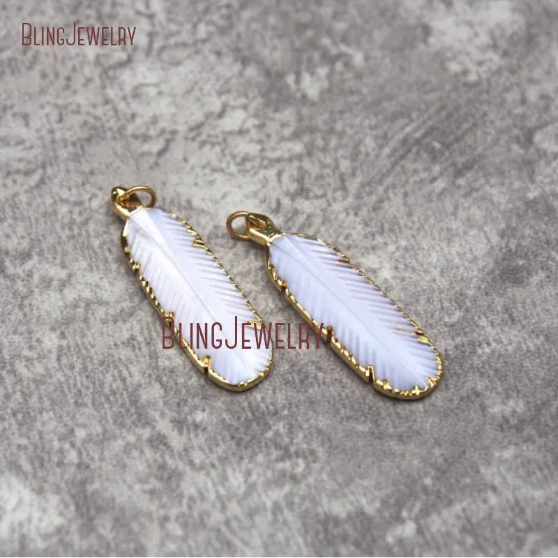 Feather Pendant White Shell   Dipped Sea   PM28113