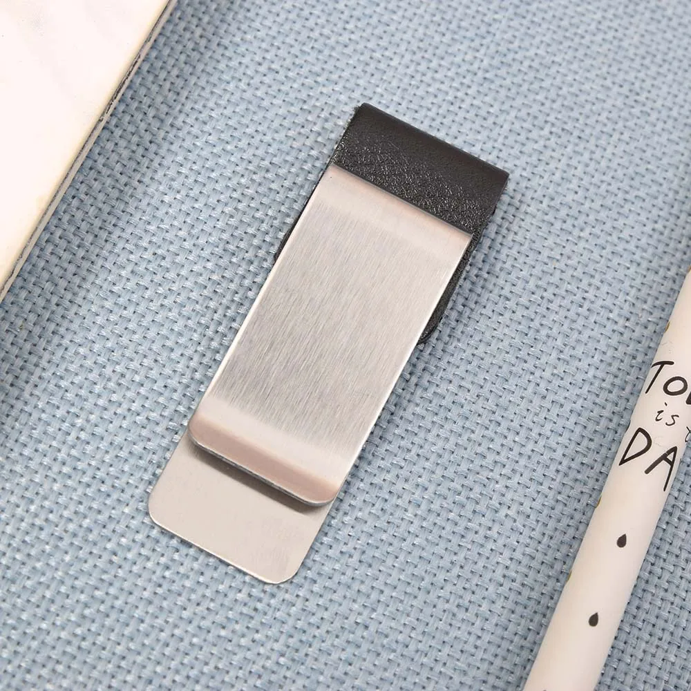 Couro Retro Jornal Notebook Lápis Titular com Metal Clip, Pen Loop, Material de Escritório, Atacado, Bookmark, 1Pc