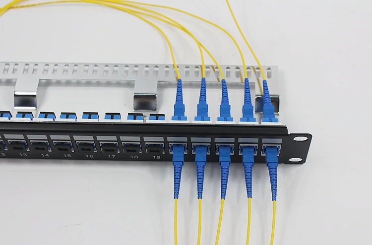 Panel de parche de fibra recta, adaptador Sc LC, marco de distribución, conector keystone de fibra, 1U, 19 \