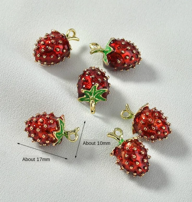 Small Red Strawberry Charm Pendant Jewelry Making Alloy Drop Oil Pendant DIY Bracelet Earrings Decorative Pendant Accessories