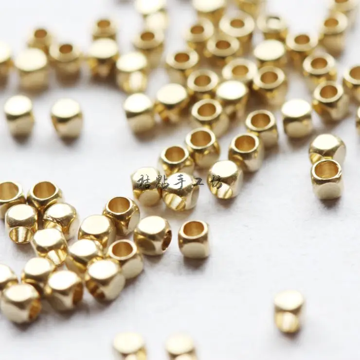 Materiały DIY - 400 sztuk surowych mosiężnych przekładek - fasetowane okrągłe 2mm (494C)