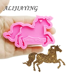 Shiny keychain Pegasus Unicorn horse key ring decoration silicone mold for DIY epoxy resin DY0151