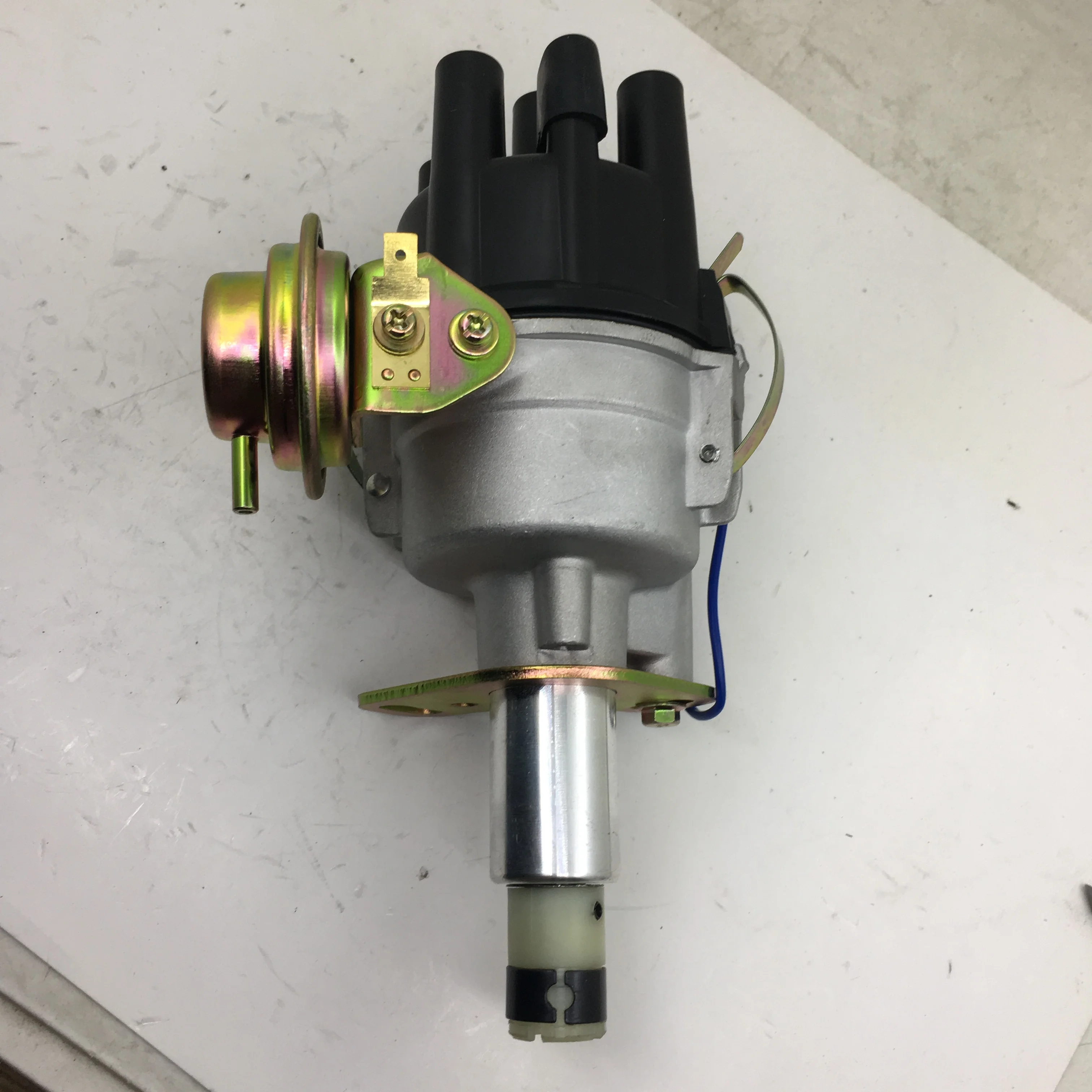 SherryBerg  4-cyl POINTS Distributor for Datsun/Nissan L16 L18 L20B J15 HS-HIT4 FOR nissan engines POINT distributor