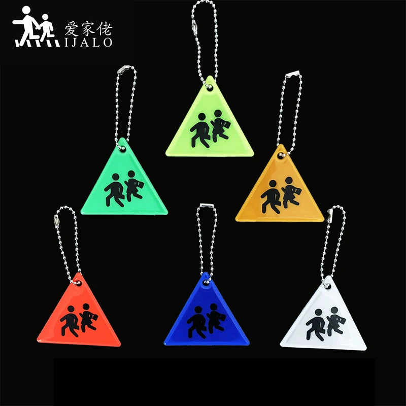 Triangle School Road Reflective Keychains Car Keyrings Pendant Jewery Charm Bag Accessories For Traffic Safety Use