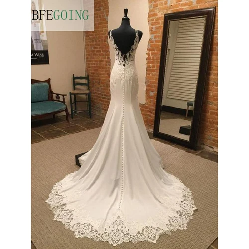 Imagen 2 del producto Vestidos de novia de gasa satinada marfil con cuello en V y tirantes finos, vestidos de novia hasta el suelo de sirena/trompeta, tren capilla hecho a medida