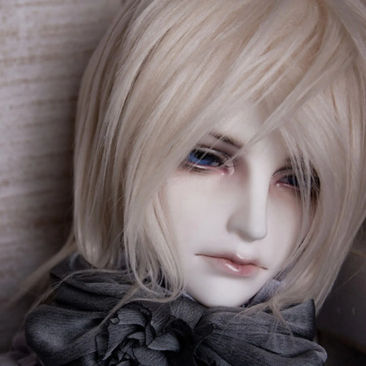 Nuova offerta speciale occhi BJD doll SD lucifero 1/3 bambola maschile Joint Advanced resin spot makeup male