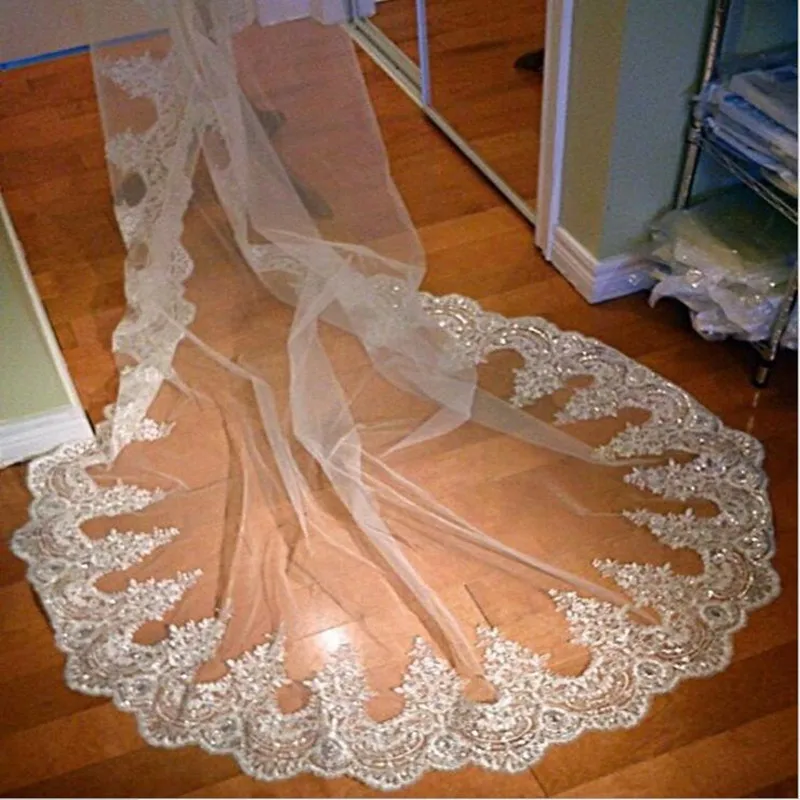 New Luxury  Bridal Veil Cathedral Length Shining Sequins Lace Applique Wedding Veils With Comb White Ivory Custom Made