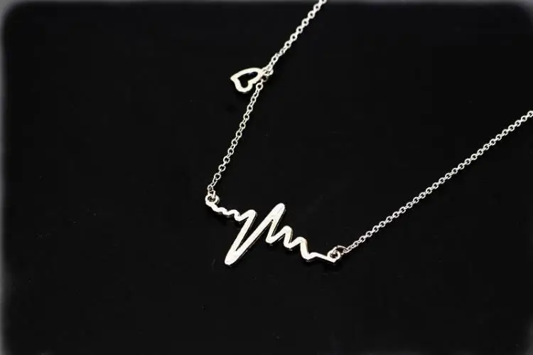 New fashion Love ECG Heartbeat Peach Heart Female Pendant Necklace For Women girl Accessories  jewelry wholesale