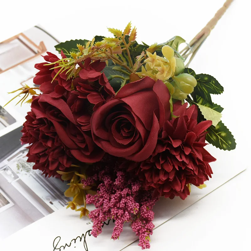 Künstlicher Blumenstrauß im europäischen Stil mit exquisiten Rosen, Hochzeit, Weihnachtsdekorationen für Zuhause, DIY-Vasen, künstliche Pflanzen