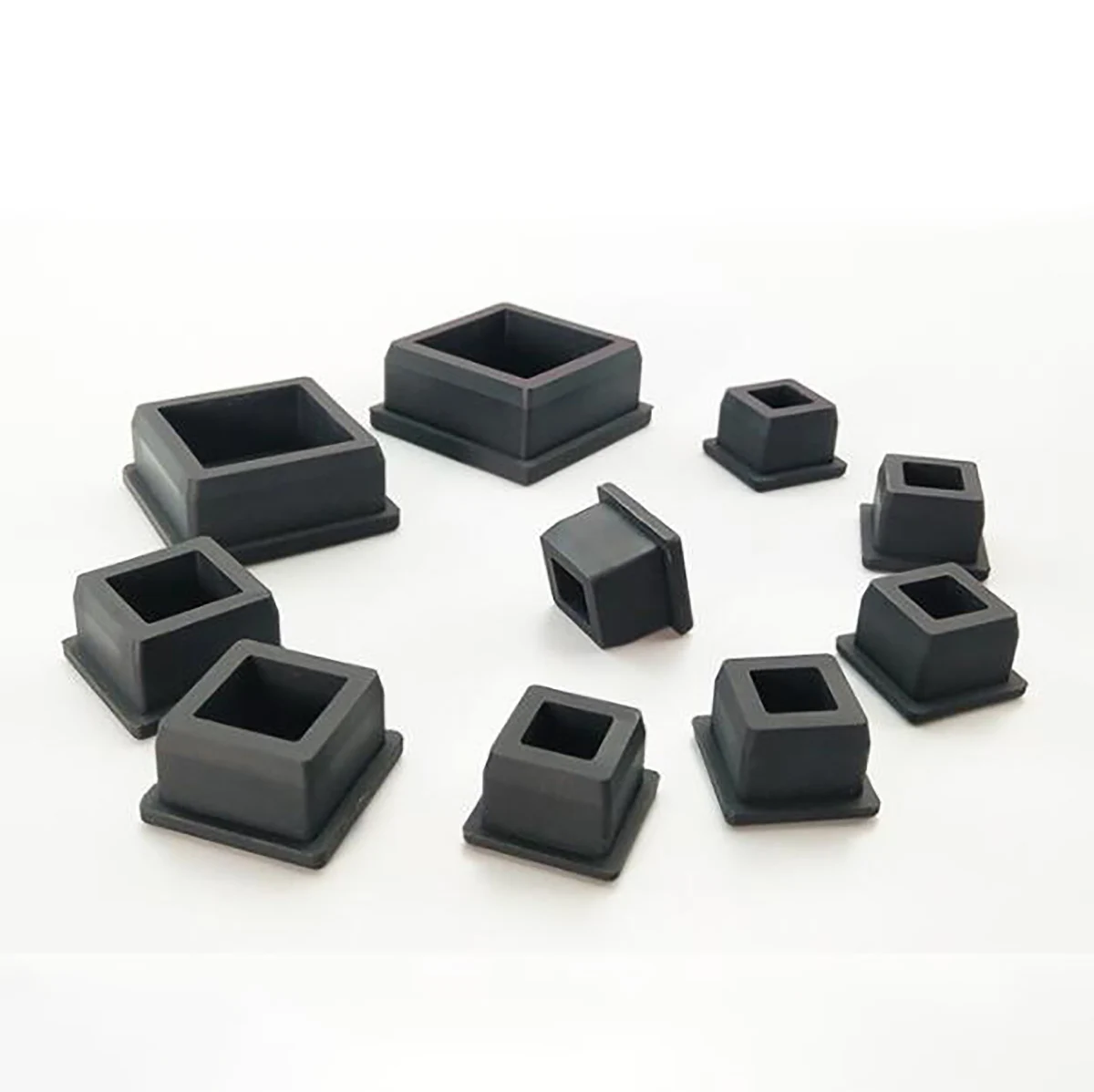 4pcs Black / White 9.6~50.6mm Square Silicone Rubber Hole Plugs Chair Table Feet Cap Tube Pipe Insert Plug Decorative Dust Cover