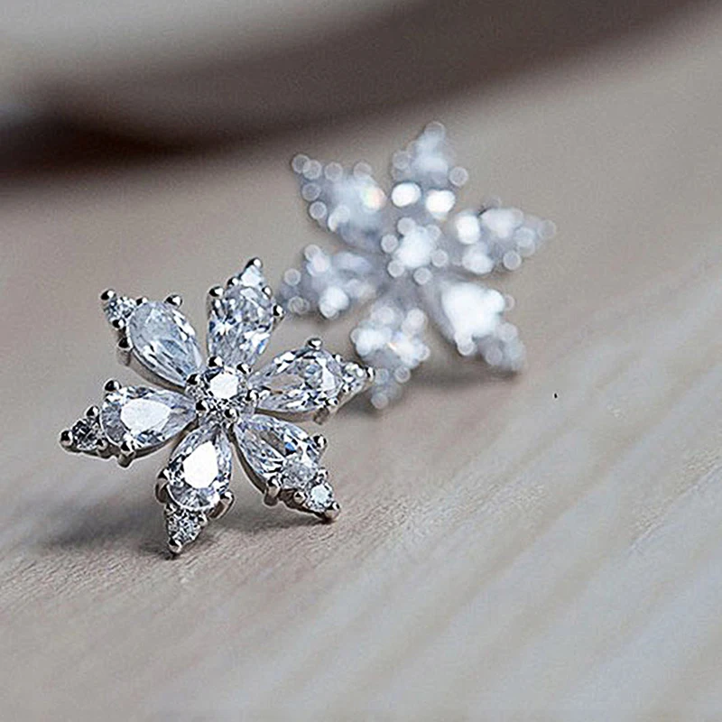 Huitan Dazzling Cubic Zirconia Flower Stud Earrings for Women Delicate Accessories Gift Party Daily Wear Luxury Fashion Jewelry