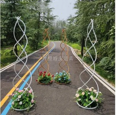 New wedding props: iron art guide frame, wedding T-stage spiral guide, stage decoration, S-shaped geometric Guide