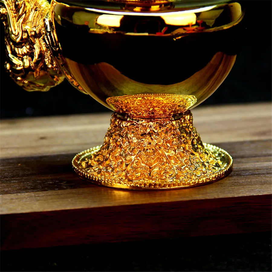 Buddhist Supplies Tibetan Gold Gilt Ben Pakistan Pot Handmade Water Bottle Water Supply Cup Trumpet