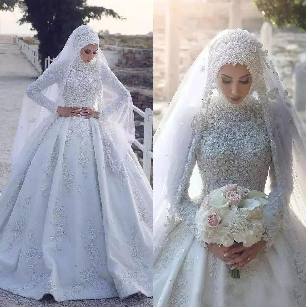 Vestido de baile muçulmano com renda, lindos vestidos de casamento com hijab, gola alta, vestido de noiva inchado, mangas compridas