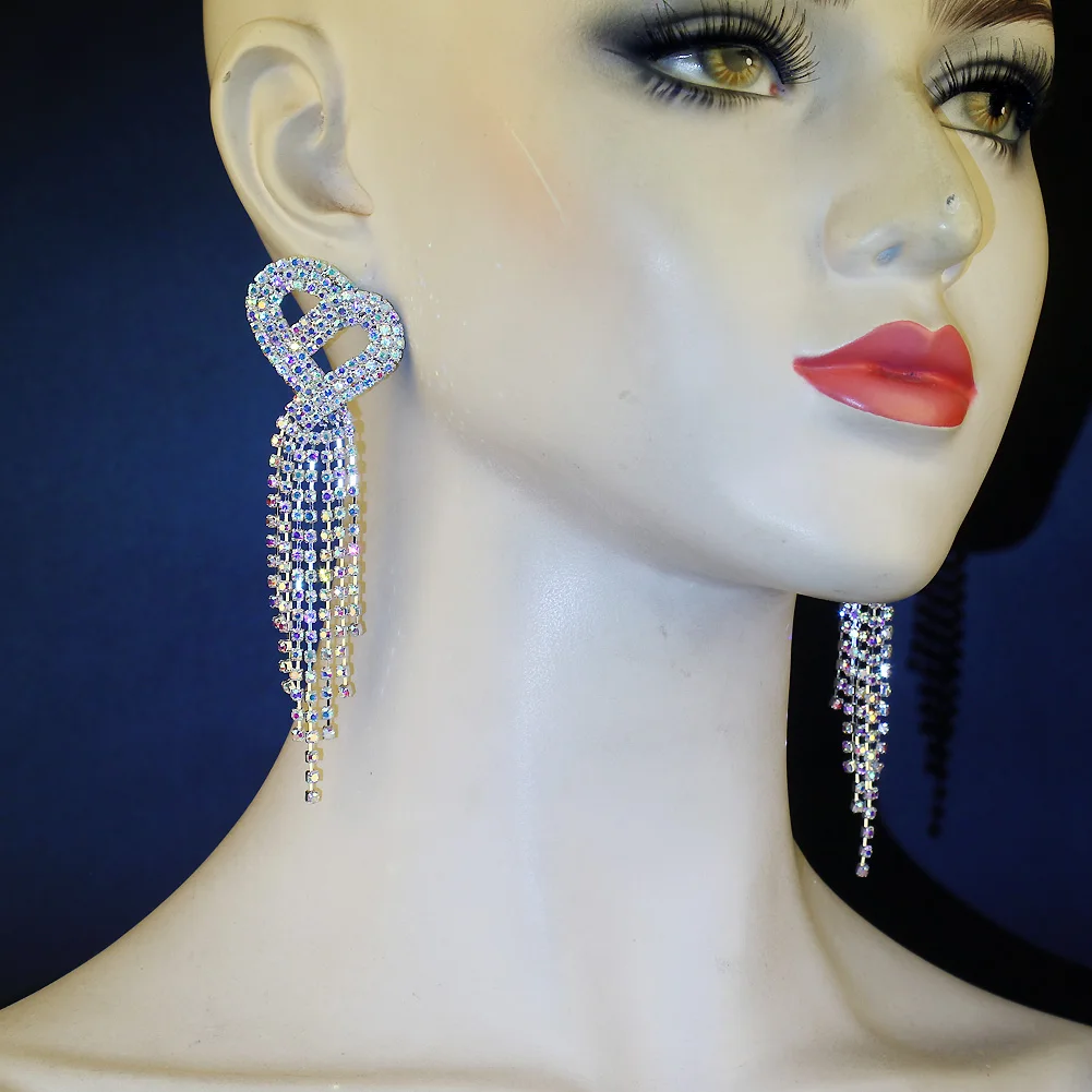 Fashionable Summer Women's  Heart Shaped Rhinestone Tassel Drop Earrings For Ladies Exaggerated Crystal Statement Eardrop