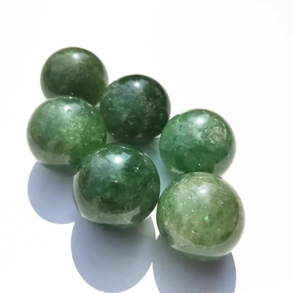 30mm Natural Green strawberry quartz sphere Crystal Healing Ball Decoration