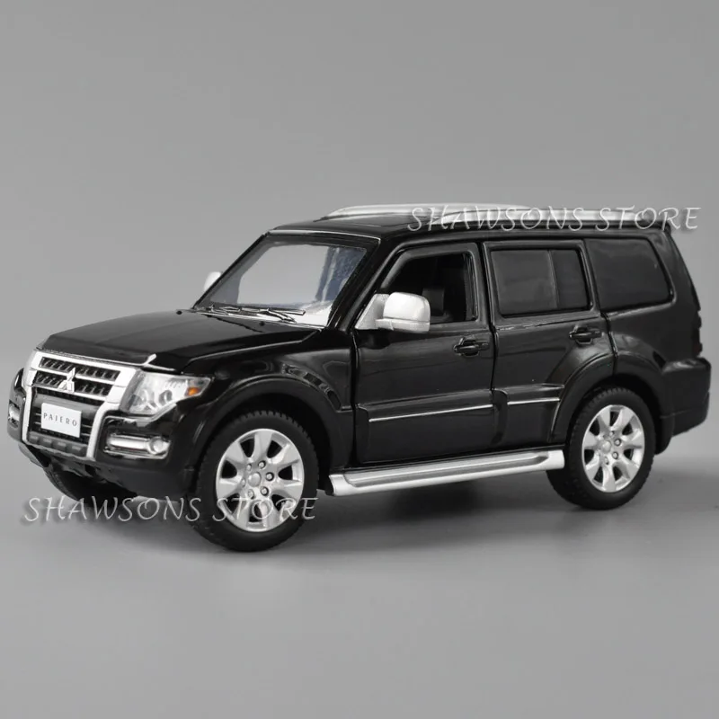 Diecast Metal 1:32 Car Model Toys Pajero SUV Free Wheeling Miniature Replica w/ Sound & Light