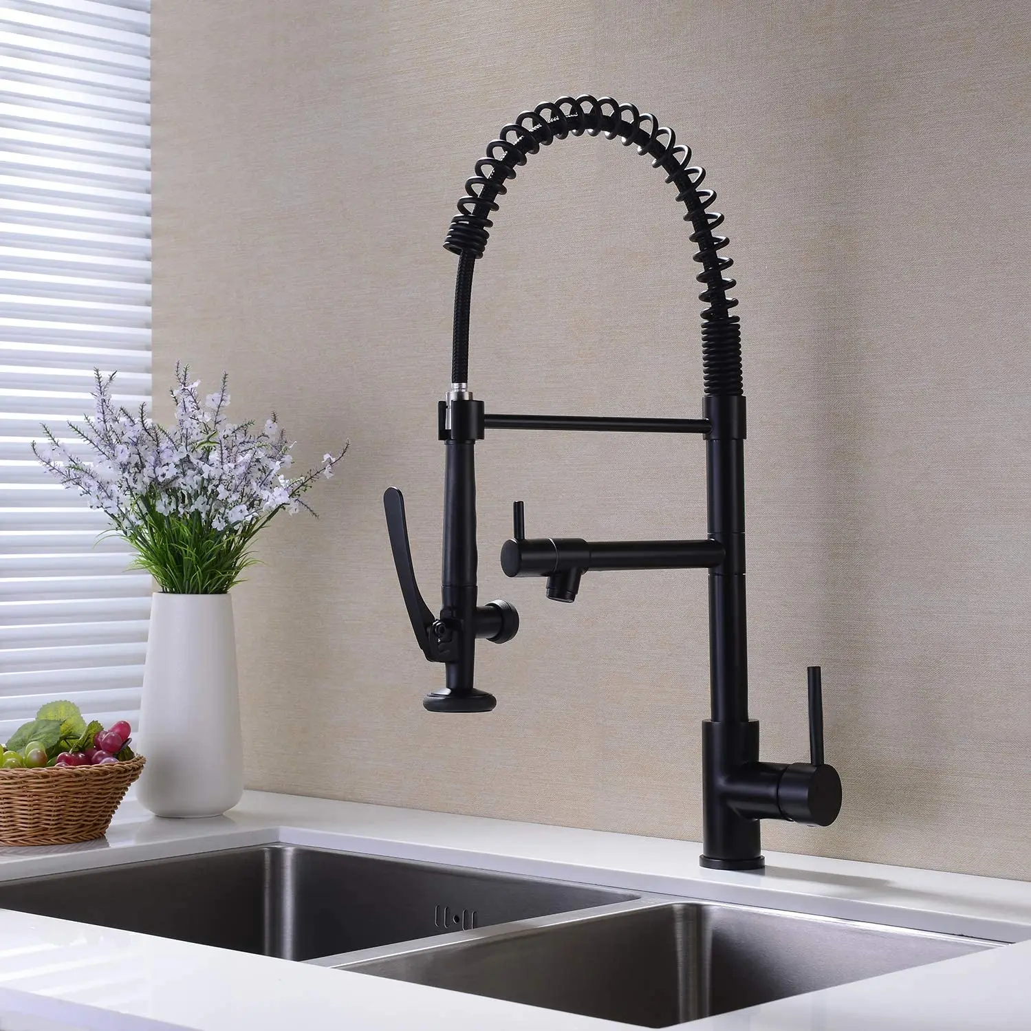 Heavy Duty Commercial Kitchen Sink Faucet Single Handle Pre-Rinse Spring Sprayer Kitchen Faucets, High Arc Pull Down faucet