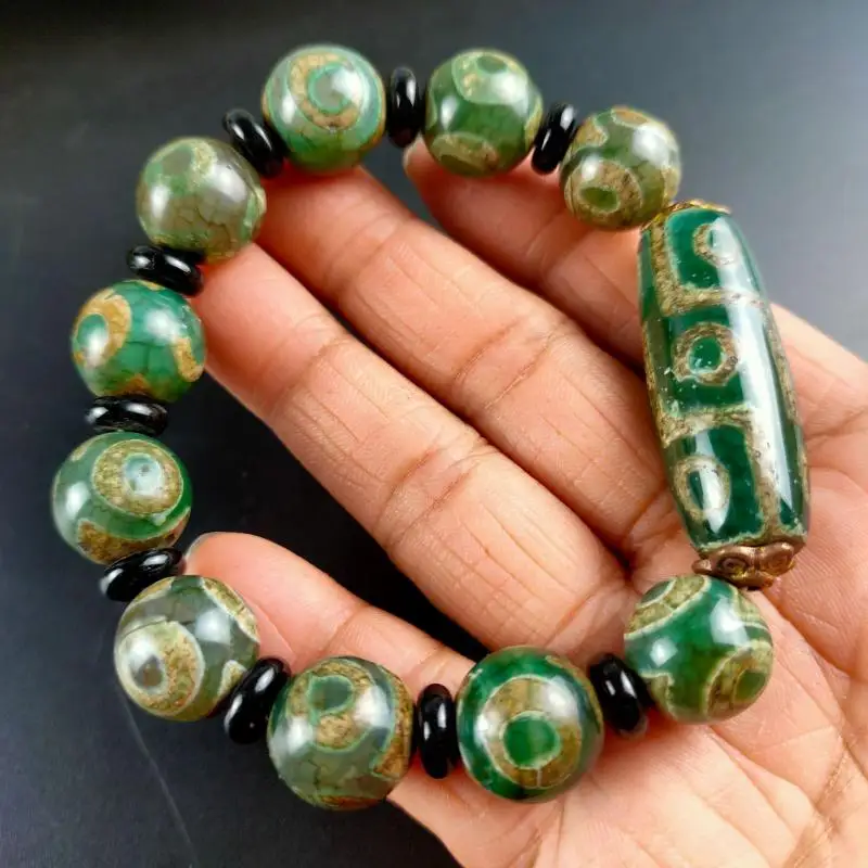 

China Tibet Antique Dzi Beads Green Agate Bracelet Three Eyes Nine Eyes Dzi Beads Ethnic Style Couple Bracelets Figurines Gift